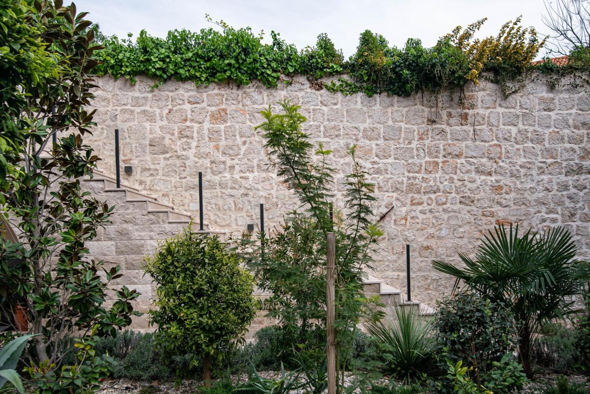 Secret Garden Apartment By Duhomes Dubrovnik Extérieur photo